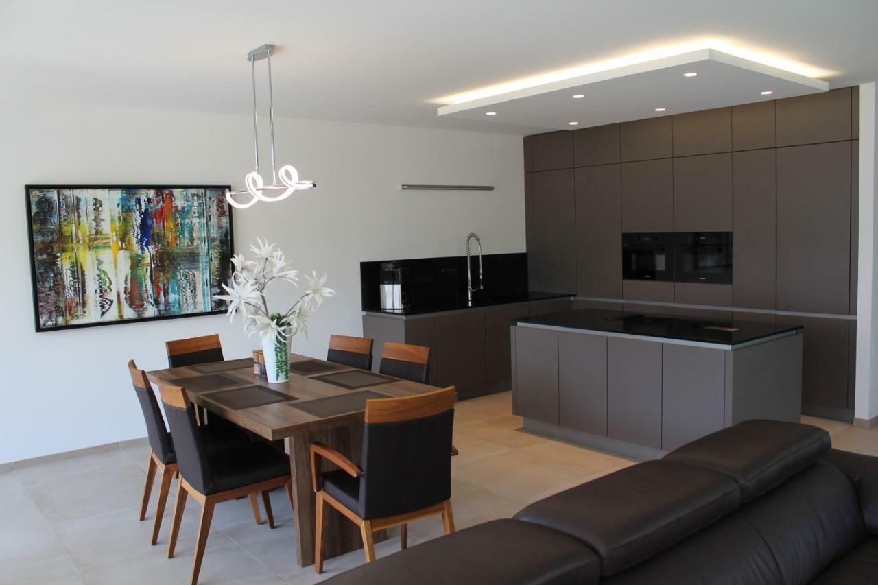 Grosses Apartment Im Zentrum Von Dresden, 2 Schlafzimmer, 2 Baeder, Balkon Ngoại thất bức ảnh