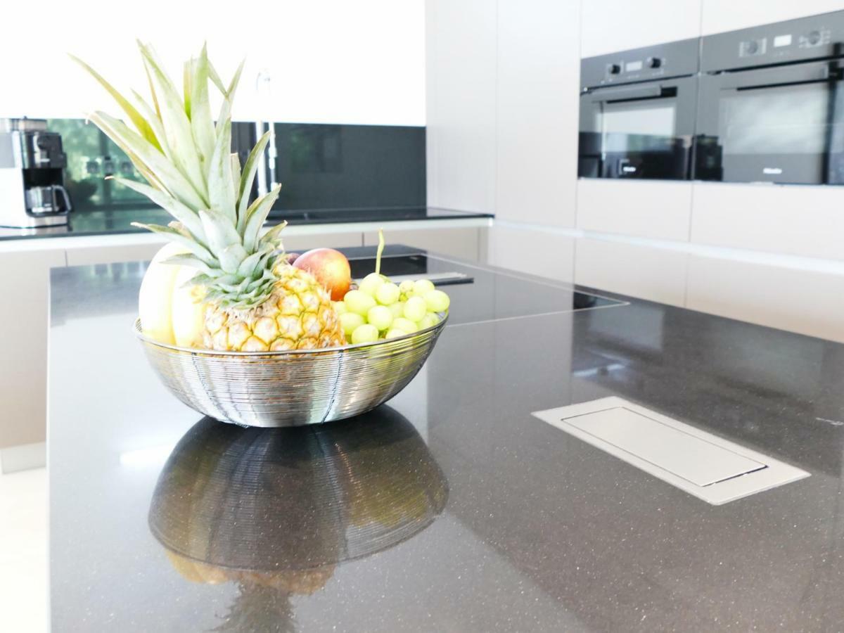 Grosses Apartment Im Zentrum Von Dresden, 2 Schlafzimmer, 2 Baeder, Balkon Ngoại thất bức ảnh